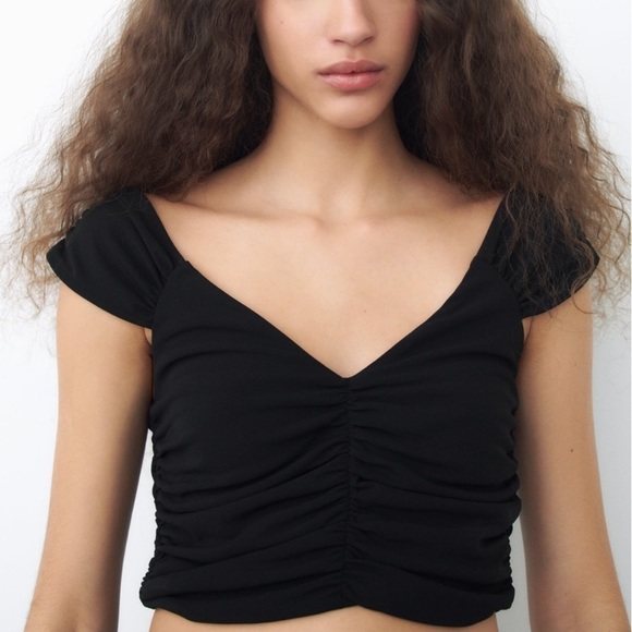 Zara DRAPED TOP​​ - Picture 1 of 6